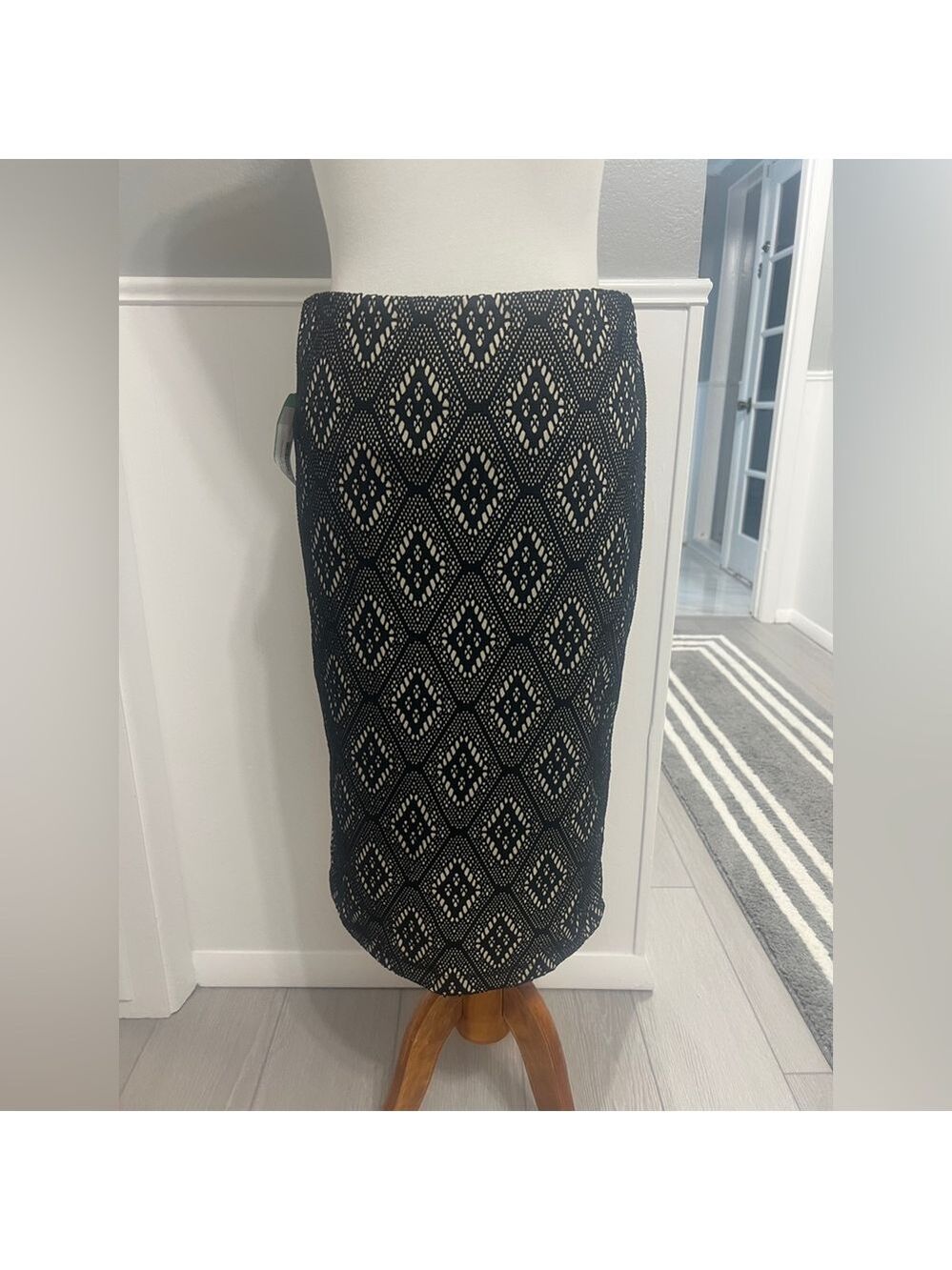 NWT Renee C Stitch Fix Elvira Pencil Skirt Size M